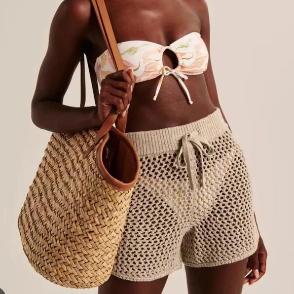 ABERCROMBIE & FITCH Crochet Knit Beachy Shorts Swim Cover Up - Picture 3 of 15